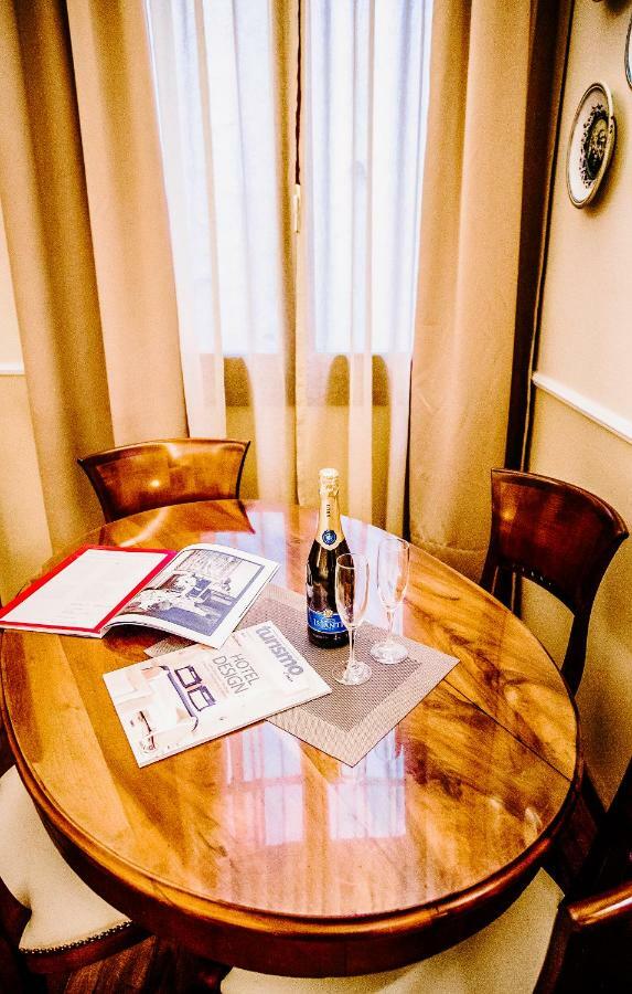 Acacia Firenze -Timo Apartment Luaran gambar